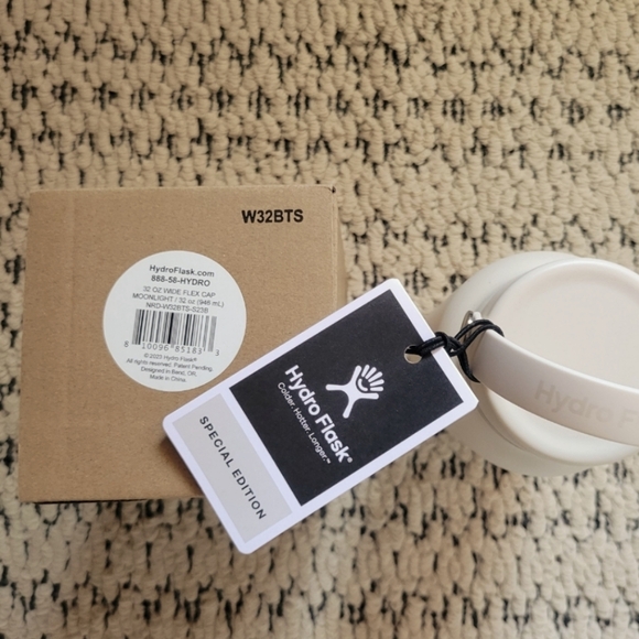 HYDRO FLASK Nordstrom Exclusive - Moonlight - Picture 3 of 3